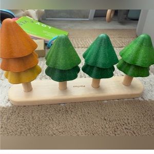 Non toxic toddler toy Bundle! Plan toys tree stacker and green toys pull bus set